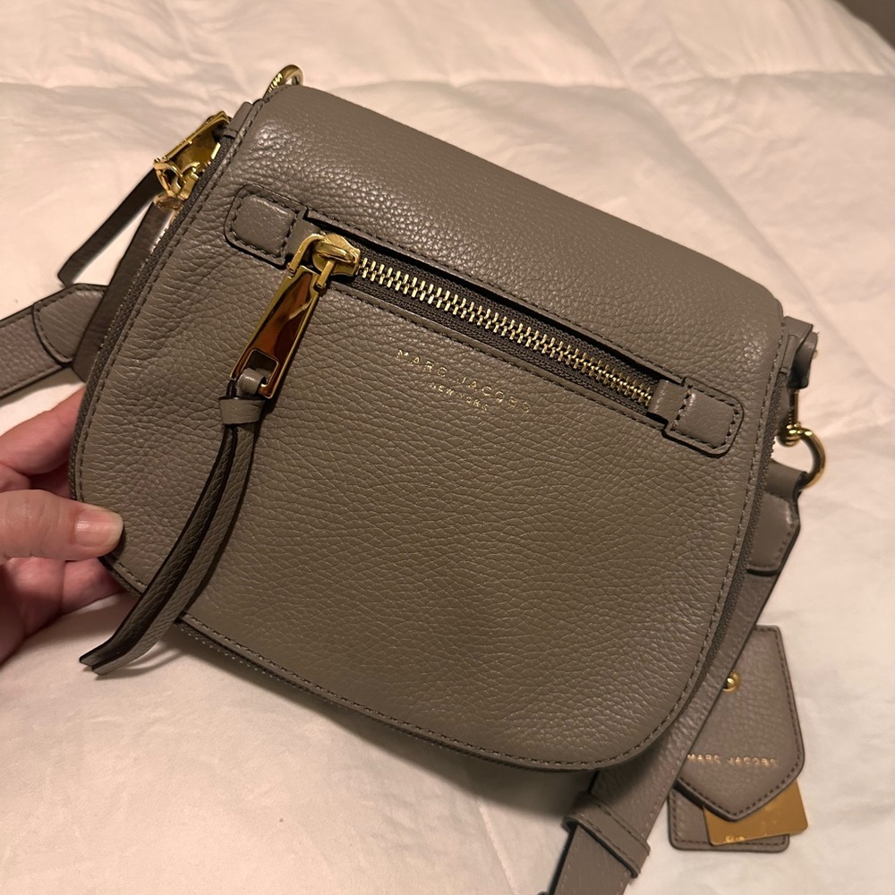 Marc Jacobs Recruit Nomad bag like new.